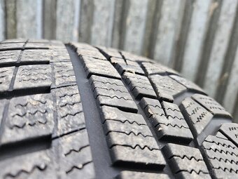 Zimné pneumatiky Hankook Winter ICept - 205/55 r17 95V - 16