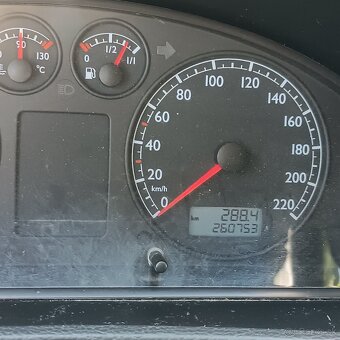 Multivan T5 1,9 tdi - 16