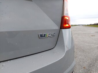 Škoda Octavia Combi 2.0 TDI DPF RS DSG - 16