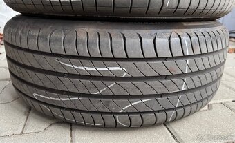 Original letná sada Hyundai i30 5x114,3 R16 205/55 R16 - 16