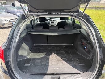 Kia Ceed SW 1.6 CRDi 136k First Edition - 16
