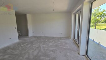 NA PREDAJ – 2-izbový byt 60 m2 v novostavbe RiverResort, Ban - 16