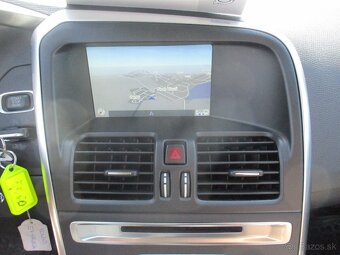 VOLVO XC60 2.0D4 133kw 2WD Aut8° GPS LED 12/2014 - 16