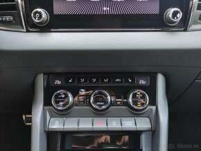 Škoda Karoq 4x4 SPORTLINE FullLED PANORAMA TAŽNÉ - 16