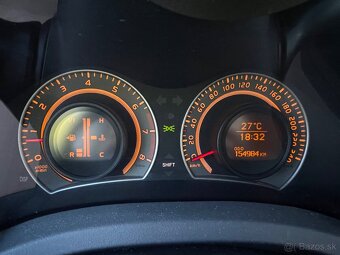 Toyota Auris - 16