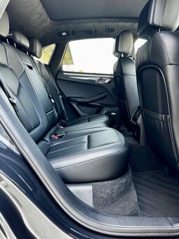 Porsche Macan Turbo, 2020, 80t km, Approved do 7/2027 - 16