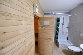 | unikátny nízkoenergetický dom, krásne prostredie, 10 km od - 16