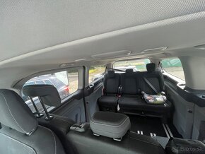 Prenájom 8 miestne auto s tažnym zariadením - 16