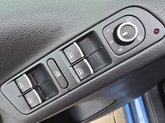 VW Tiguan 2.0 TDi - 4x4 - M6 - SPORT - PANORAMA (068205) - 16