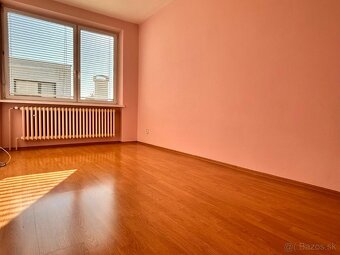 Zobor - 4 izbový rodinný dom - 16