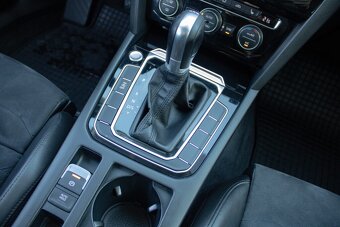 Volkswagen Passat Variant 2.0 TDI DSG VW - 16