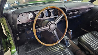 1970 Dodge Challenger R/T SE 383 V8, manuál, po renovaci - 16