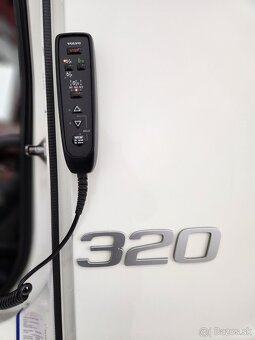 VOLVO FE320 chladiarenské-mraziarenské ADR - 16
