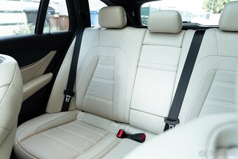 Mercedes-Benz E53 AMG 4MATIC+ kombi, perfektný stav - 16