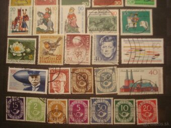 267 rôznych známok NSR, z toho 183 čistých - 16