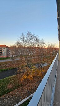 3i zariadený byt s balkónom, staré sídlisko Prievidza - 16