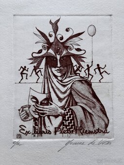 Yvonne De Vries - 16