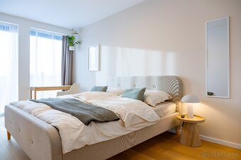 EXKLUZÍVNE a LUXUSNE ZARIADENÝ, ÚPLNE NOVÝ 2izb. BYT s PARKO - 16
