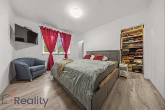 Rodinný dom s veľkým pozemkom v obci Vrakuň na predaj - 16