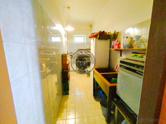 NOVA CENA 105 000 €-budova s velikim ​​ekonomickým potenci - 16