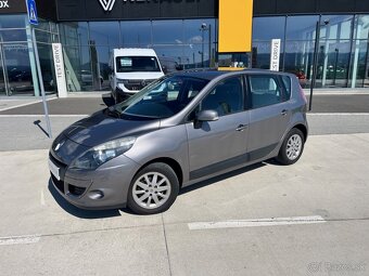 Renault Scénic 1.6 benzín - 16