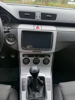 Volkswagen Passat B6 2.0 TDi Combi - 16