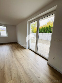 Reality KOMPLEX s.r.o., Vám ponúka na predaj moderný 4-izbov - 16