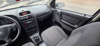 Opel Astra - 16
