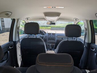 Volkswagen Touran 1.6 TDI Comfortline - 16