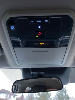 Toyota Tundra 3.5 SR5 4x4 Biturbo automat, rok 2022, 19 tkm - 16