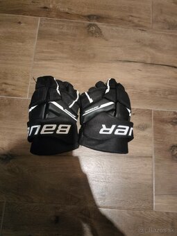 Hokejová výstroj - 16