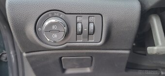Astra  J 1,4 16V Essentia - 16