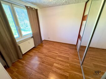 NA PRENÁJOM 3 IZB. BYT V CENTRE MESTA, 64M2, HVIEZDOSLAVOVA  - 16