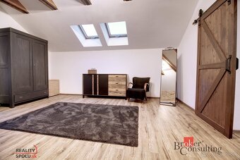 4 izbový rodinný dom, 230 m2, 10 ár záhrada, blízko Nitry - 16