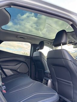 Ford Mustang Mach-E 216KW / 99 kWh Panorama - 16