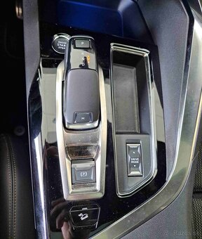 Peugeot 5008 NEW GT 2,0 BlueHdi 180k EAT8 7 miest. - 16
