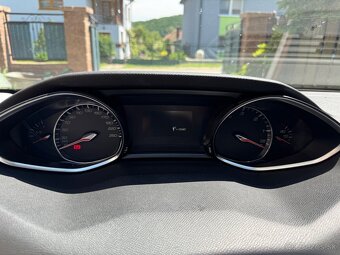 Peugeot 308 1.6 BlueHDi Allure 88kw - 16
