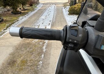 Yamaha x max125 - 16