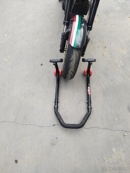 Ducati Monster 900 - 16