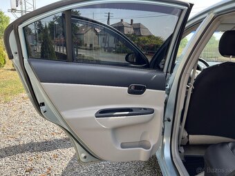 Predám HYUNDAI ACCENT SEDAN - 16