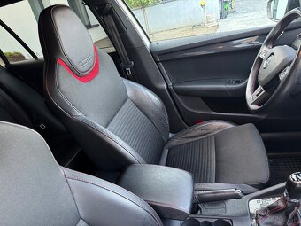 ŠKODA OCTAVIA 3 COMBI RS CHALLENG 2.0 TDI 135KW DSG - 16