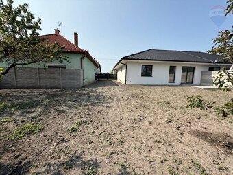 Na predaj: DOKONČENÝ 4 IZBOVÝ RODINNÝ DOM, tepelné čerpadlo, - 16