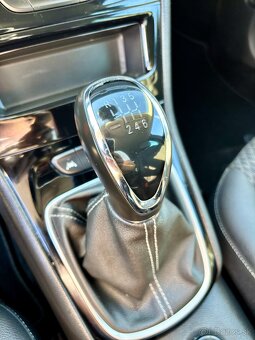 Opel Astra Sport Tourer ST 1.6 CDTI 110k ECOTEC ODPOČET DPH - 16