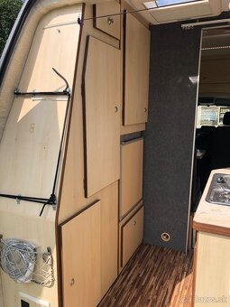 Camper obytne auto Volkswagen Transporter 4x4 T5 2.5l - 16