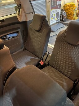 Citroën Grand C4 Picasso 1.6 HDi -2012-7 miest STK2026 - 16