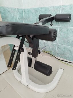 Posilňovacie zariadenia a činky - 16