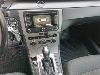 VOLKSWAGEN PASSAT VARIANT 2.0 TDI CR 103 kW BLUEMOTION DSG6 - 16
