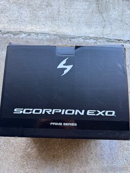 Scorpion Exo-Tech Evo Carbon lesklá - 16
