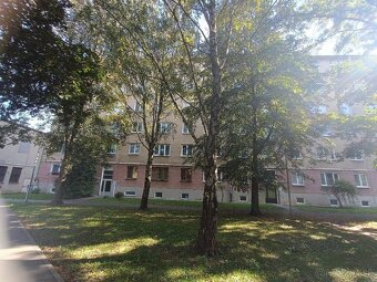 Na predaj - 2,5 izbový byt - Prof. Hlaváča - 16