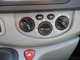 OPEL VIVARO 1,9 CDTI L2H1 2.9T bez koroze 10/2010 - 16